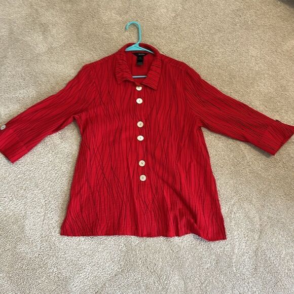 Ali Miles Red Button-Up Blouse with Pearled Buttons. - Picture 4 of 6